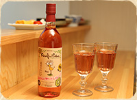 三鷹産キウイワイン